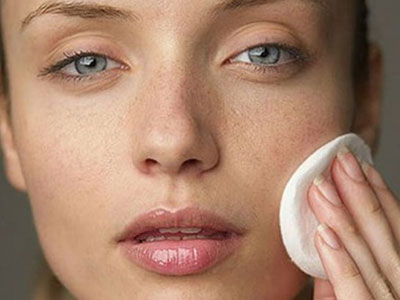 Σπιτικό ντεμακιγιάζ στο λεπτό